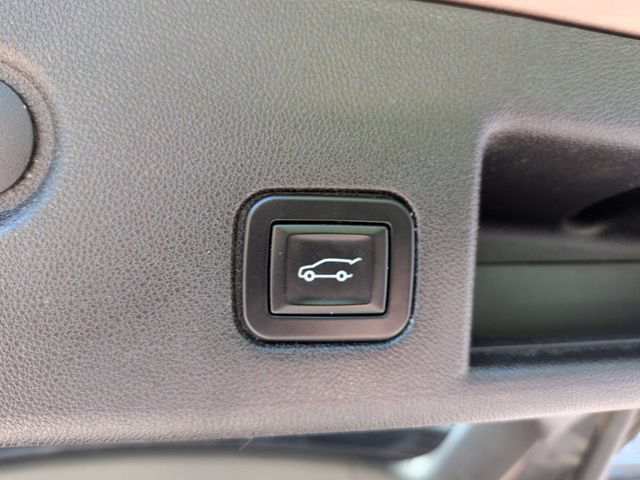 Used 2018 Chevrolet Equinox LT AWD/4WD image 22