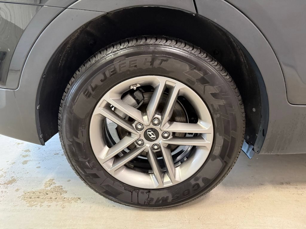 Used 2018 Hyundai Santa Fe Sport AWD/4WD image 32