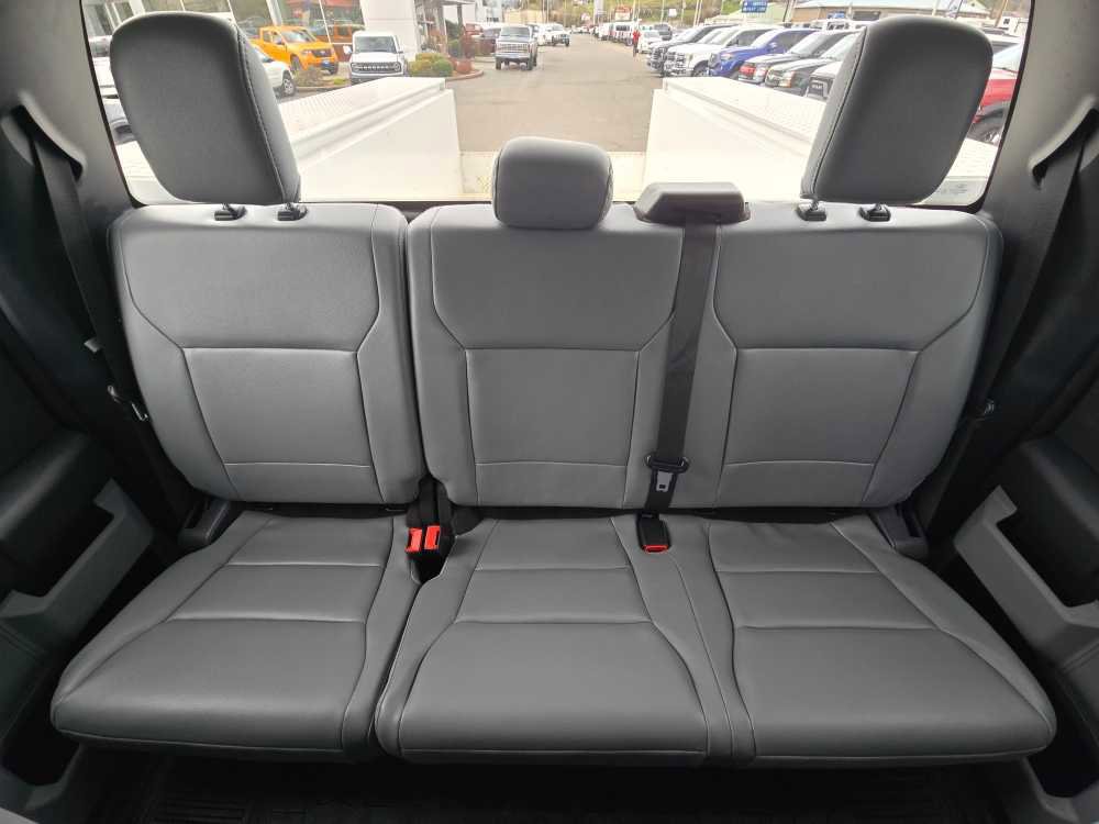 Certified 2023 Ford F250 XL w/ Snow Plow/Camper Package image 18