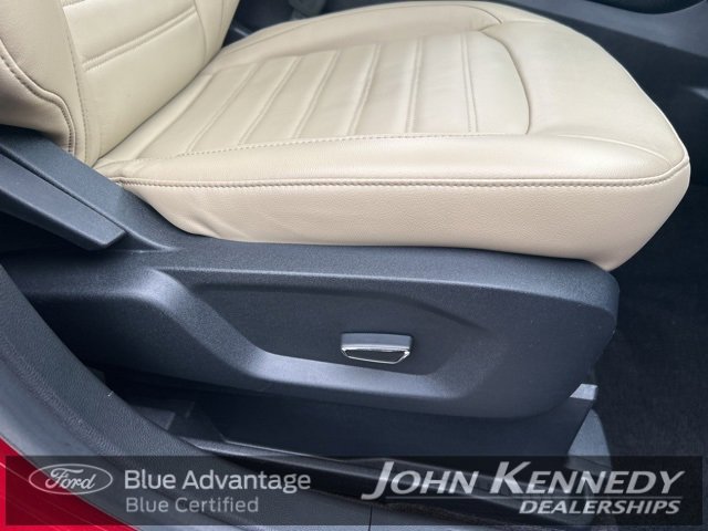 Certified 2017 Ford Edge SEL w/ Equipment Group 201A image 32