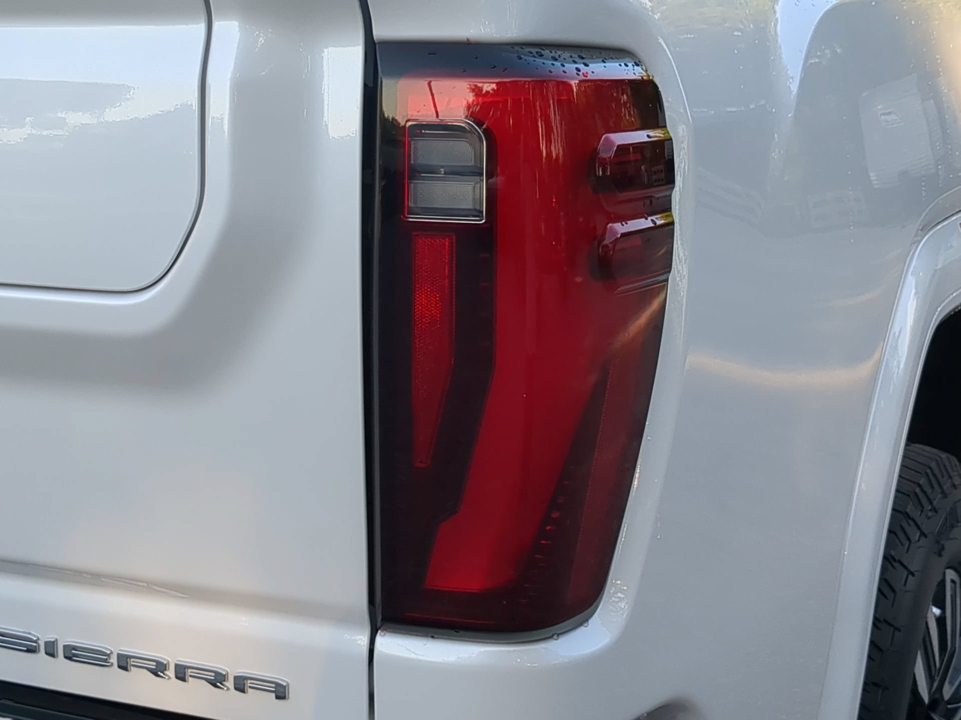 Used 2024 GMC Sierra 2500 Denali Ultimate AWD/4WD image 45