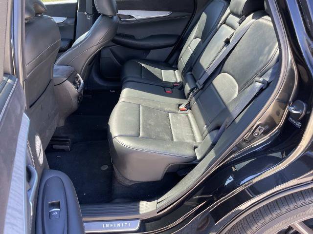 Used 2019 INFINITI QX50 Essential w/ Sensory Package AWD/4WD image 10