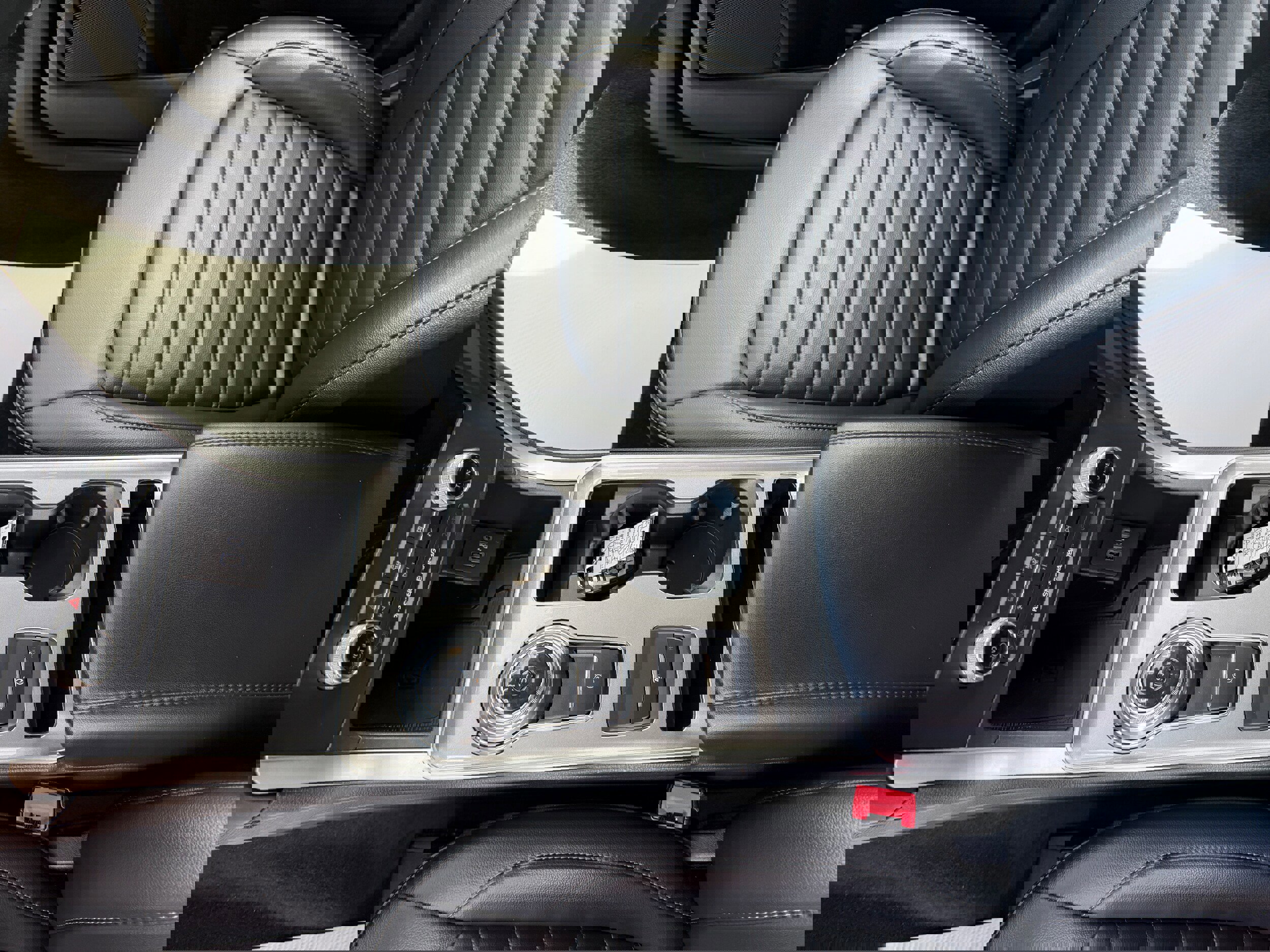 Certified 2024 Ford Edge SEL w/ Convenience Package image 14