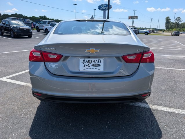 Used 2023 Chevrolet Malibu LT FWD image 4