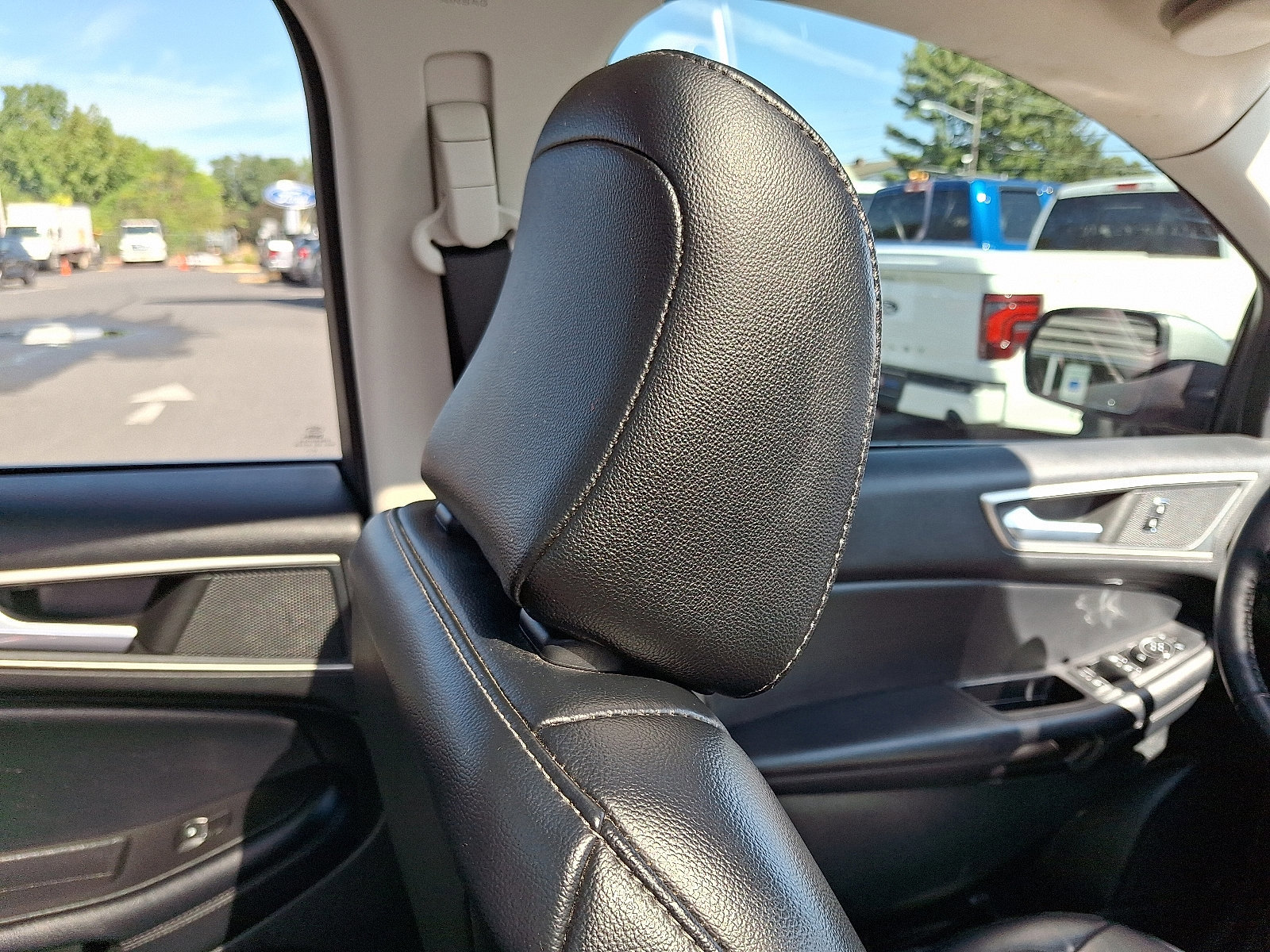 Certified 2023 Ford Edge SEL w/ Convenience Package image 13