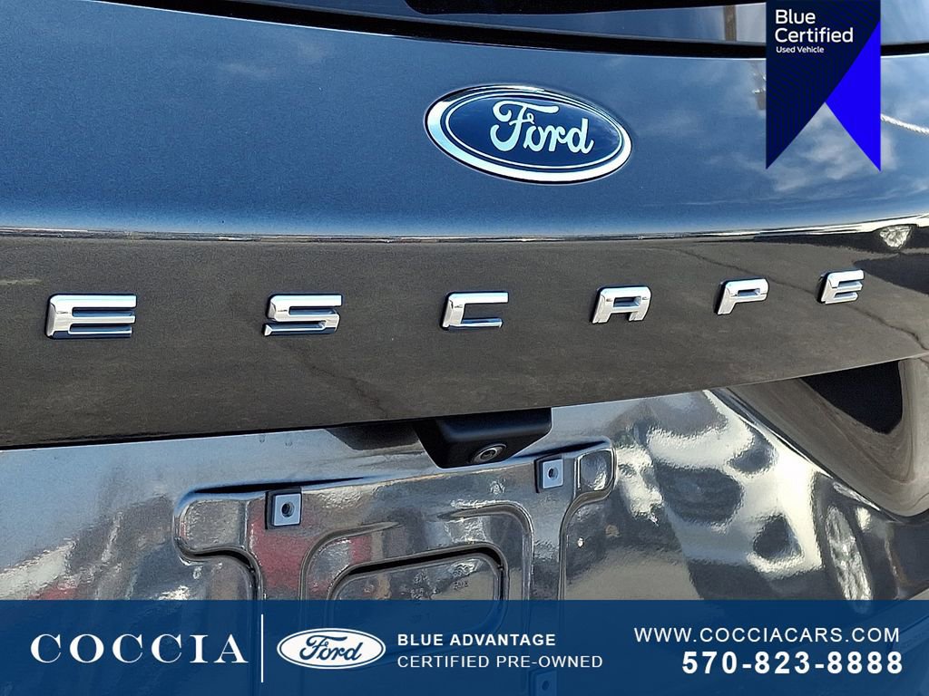 Certified 2020 Ford Escape Titanium image 29