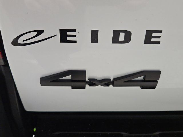 Used 2024 Toyota Tacoma TRD Sport AWD/4WD image 41