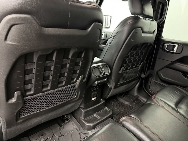 Used 2018 Jeep Wrangler Unlimited Rubicon w/ Safety Group AWD/4WD image 24