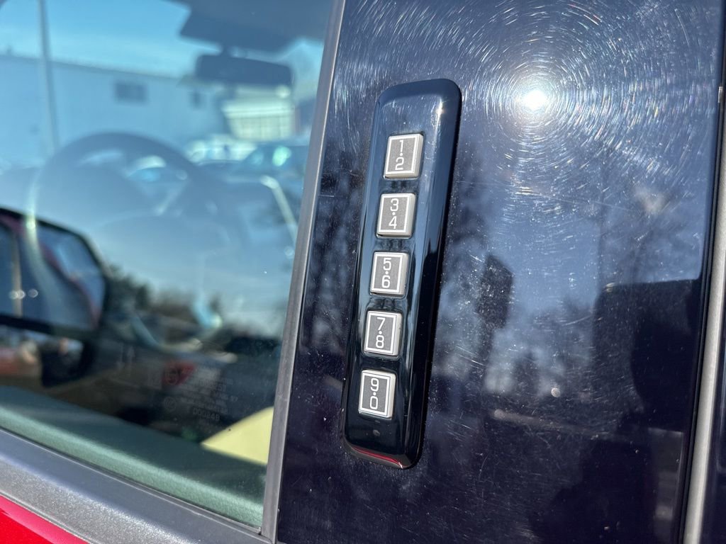 Certified 2020 Ford F350 Lariat w/ Lariat Ultimate Package image 15