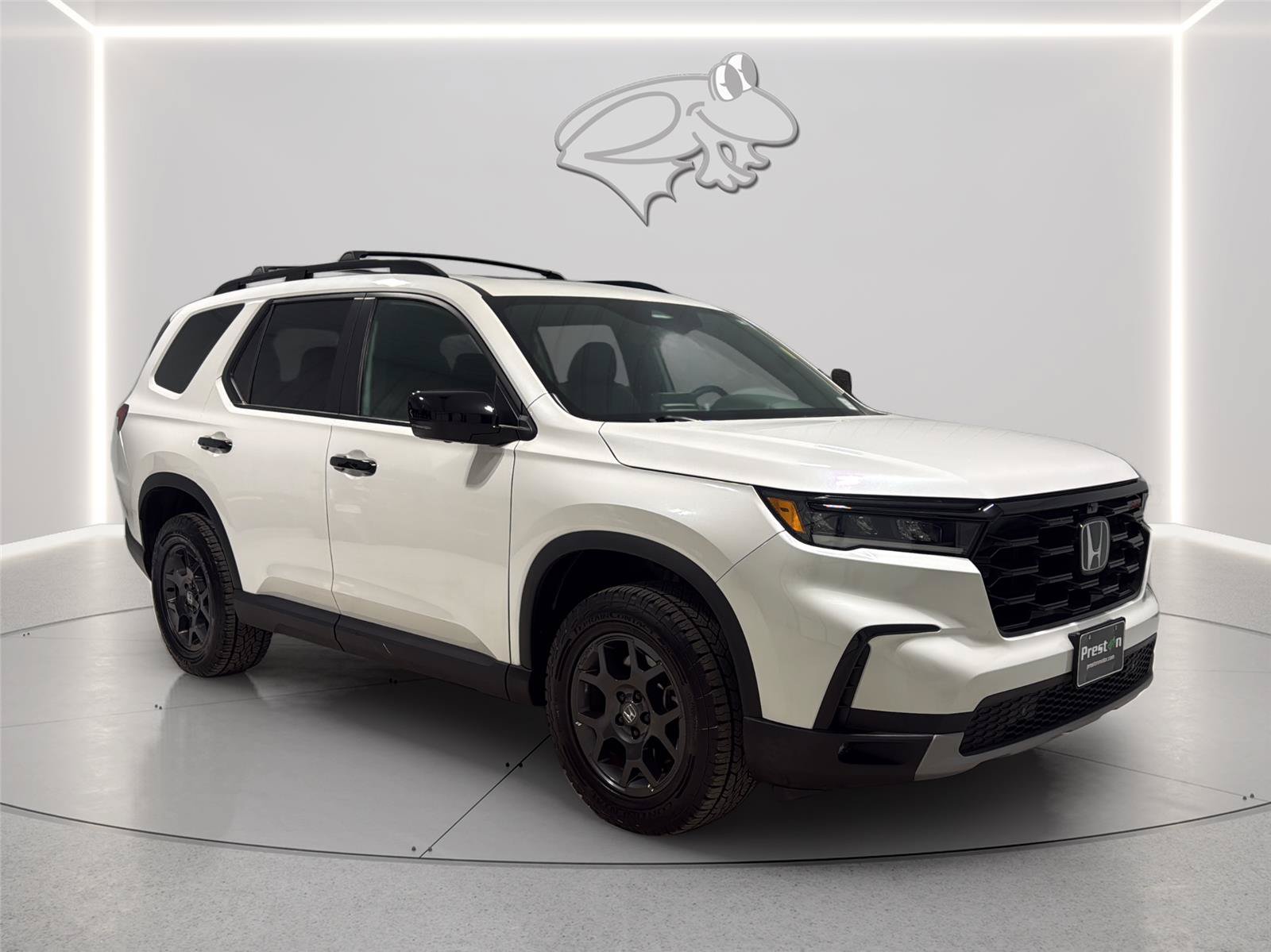 Used 2025 Honda Pilot TrailSport image 7