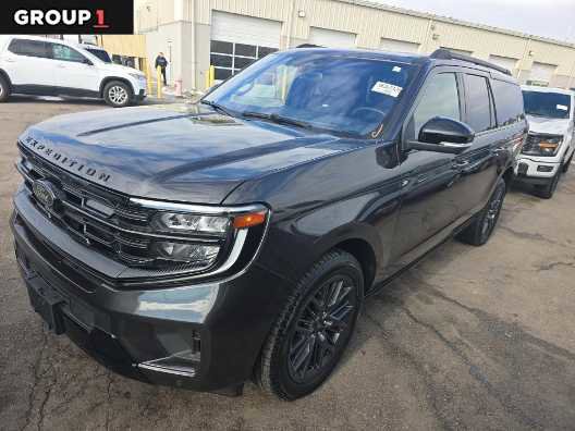 Certified 2025 Ford Expedition Max Platinum w/ Stealth Performance Package image 8