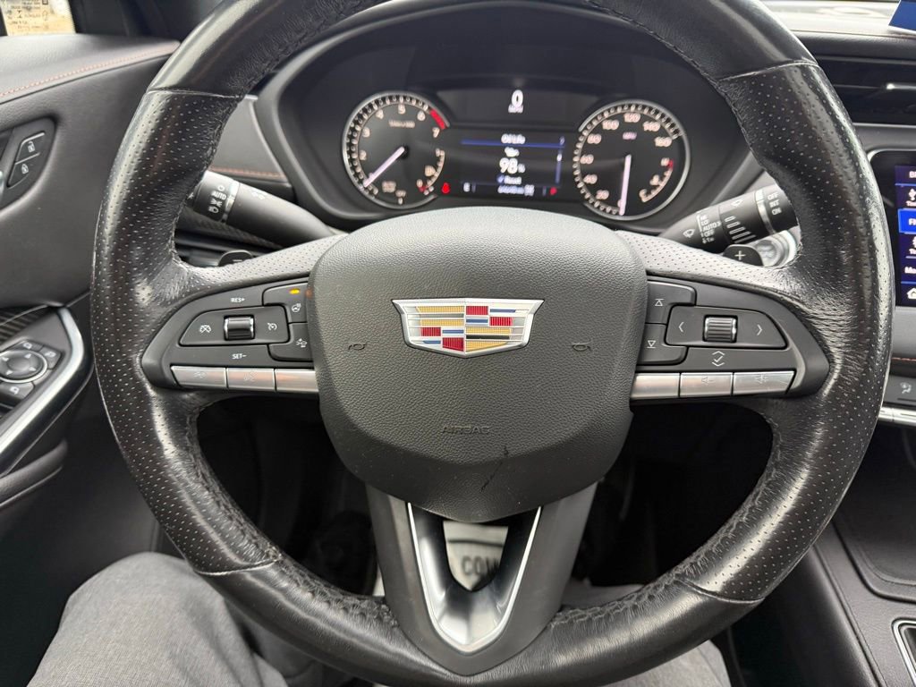 Used 2020 Cadillac XT4 Sport w/ Cold Weather Package image 27