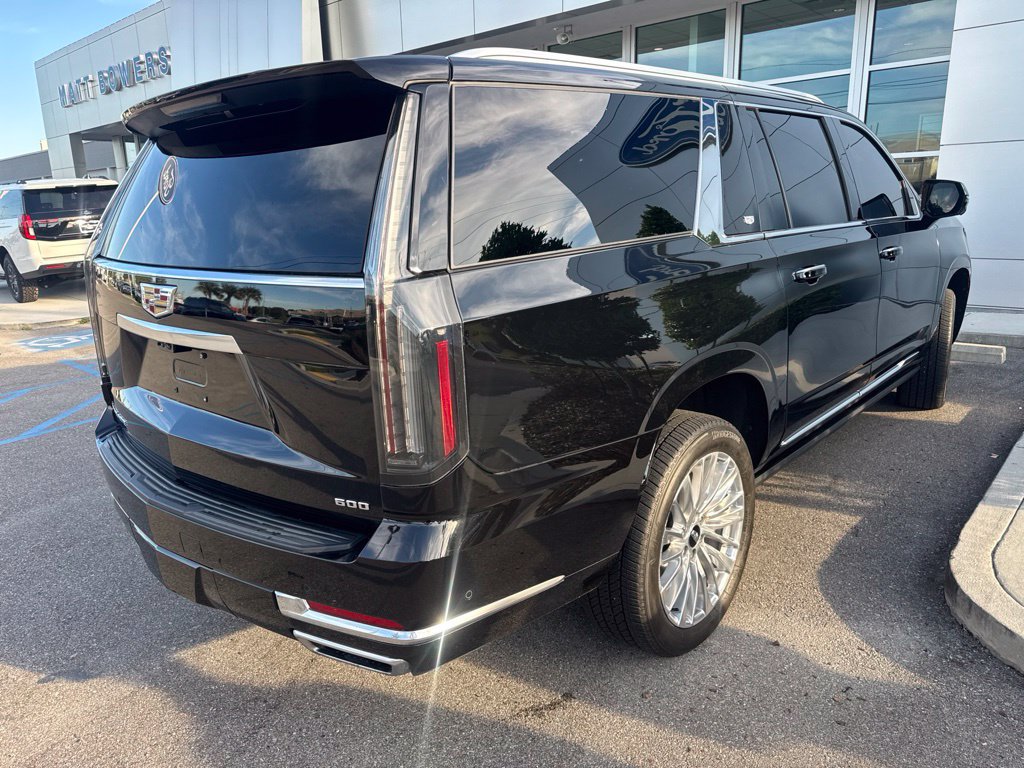 Used 2025 Cadillac Escalade ESV Premium Luxury w/ Touring Package AWD/4WD image 13