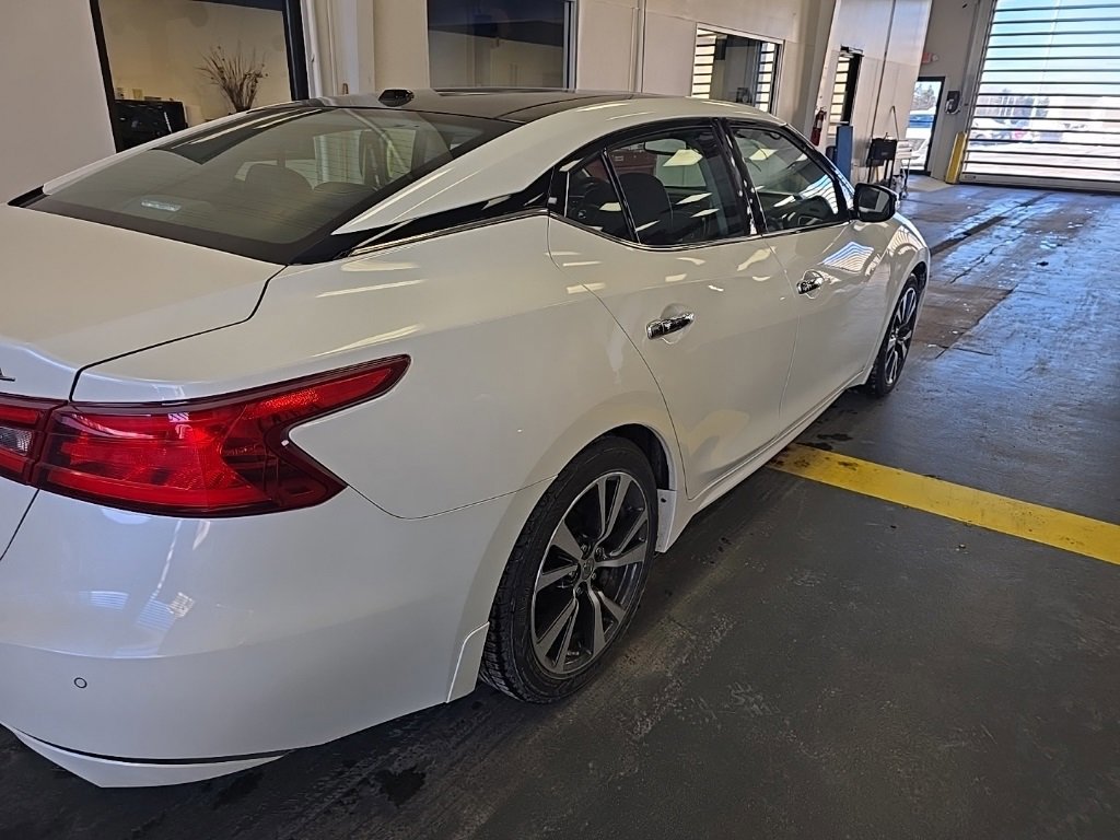 Used 2017 Nissan Maxima 3.5 SL image 3