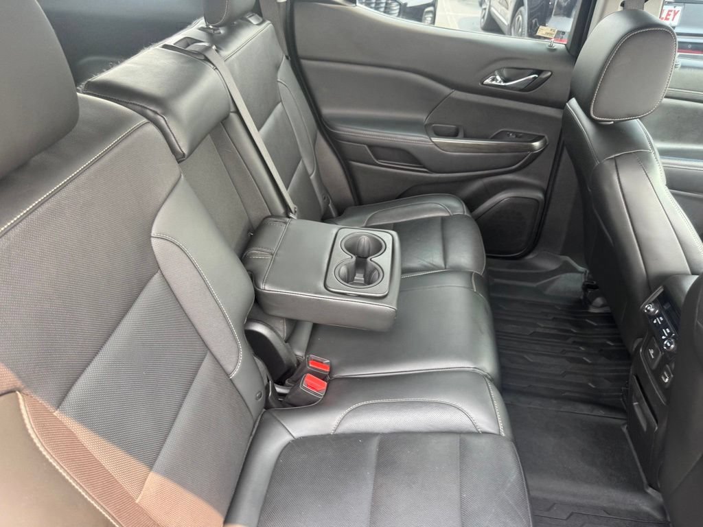 Used 2019 GMC Acadia SLT w/ LPO, Floor Liner Package AWD/4WD image 71