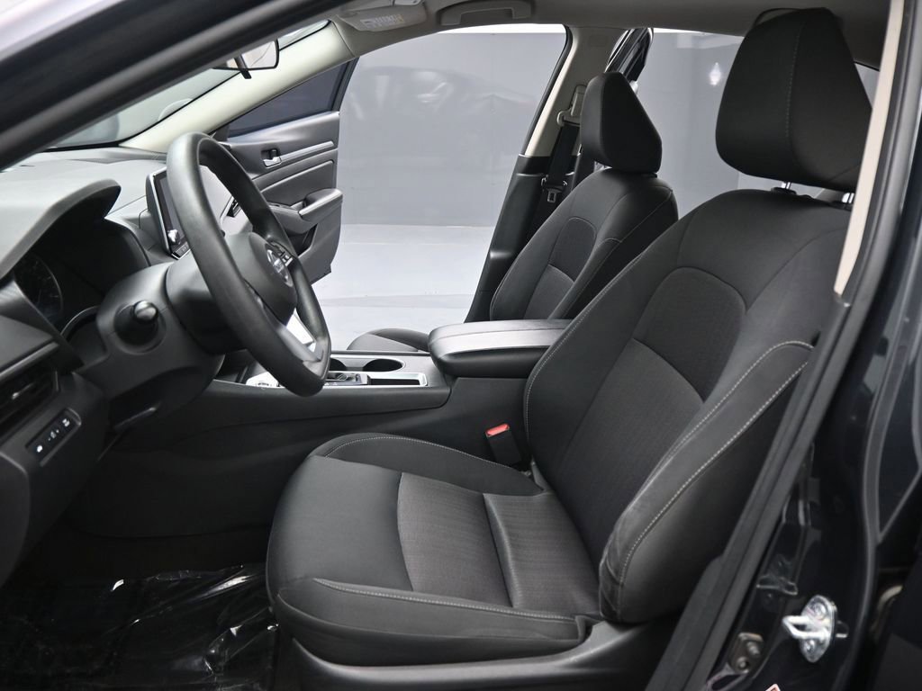 Used 2022 Nissan Altima 2.5 SV image 38