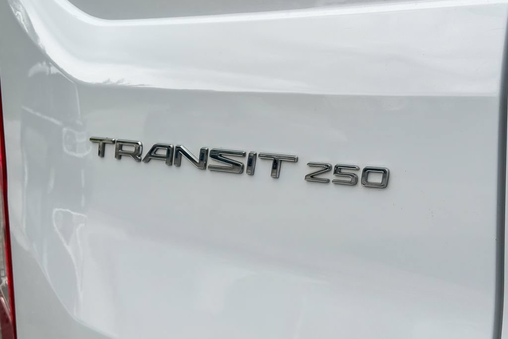 Certified 2023 Ford Transit 250 Medium Roof RWD image 15