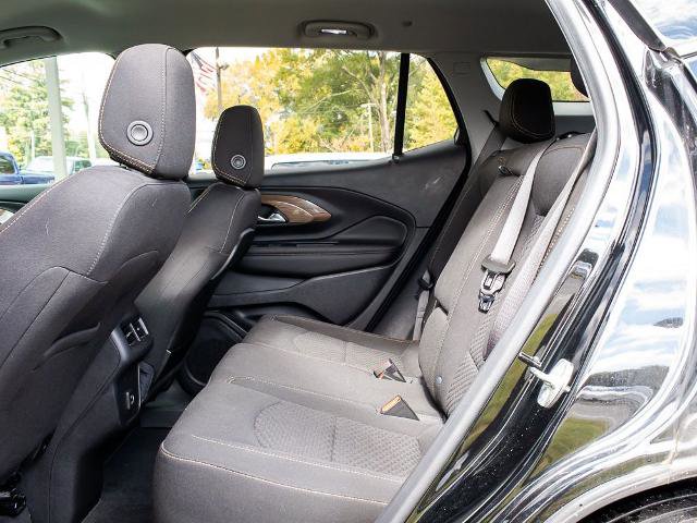 Used 2021 GMC Terrain SLE w/ Driver Convenience Package image 16