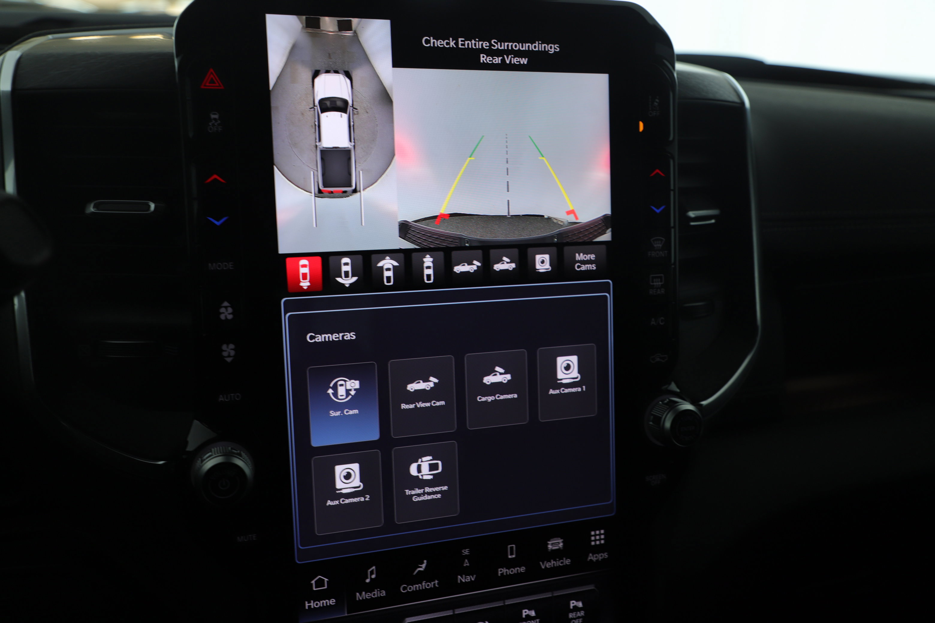 Used 2025 RAM 2500 Laramie image 23