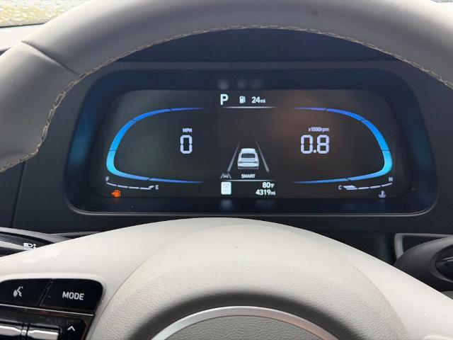 Used 2025 Hyundai Elantra Sport FWD image 18