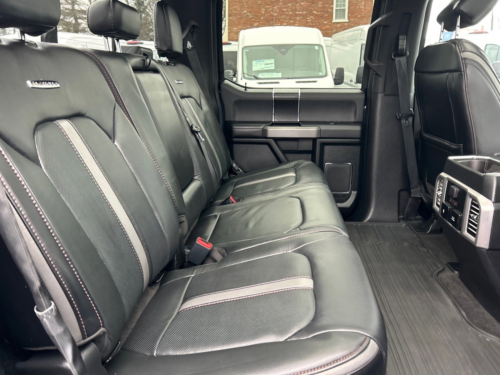 Certified 2019 Ford F150 Platinum w/ Equipment Group 701A Luxury image 21