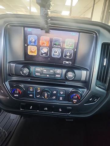 Used 2017 Chevrolet Silverado 1500 LT w/ All Star Edition AWD/4WD image 10