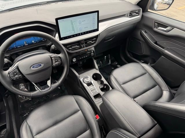 Certified 2025 Ford Escape Platinum image 11