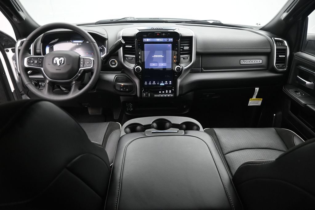 Used 2026 RAM 2500 Laramie AWD/4WD image 22