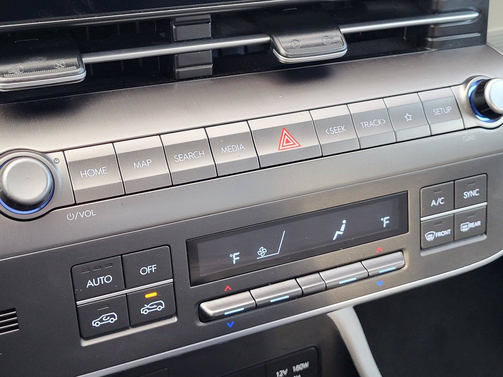 Used 2025 Hyundai Kona SEL FWD image 26