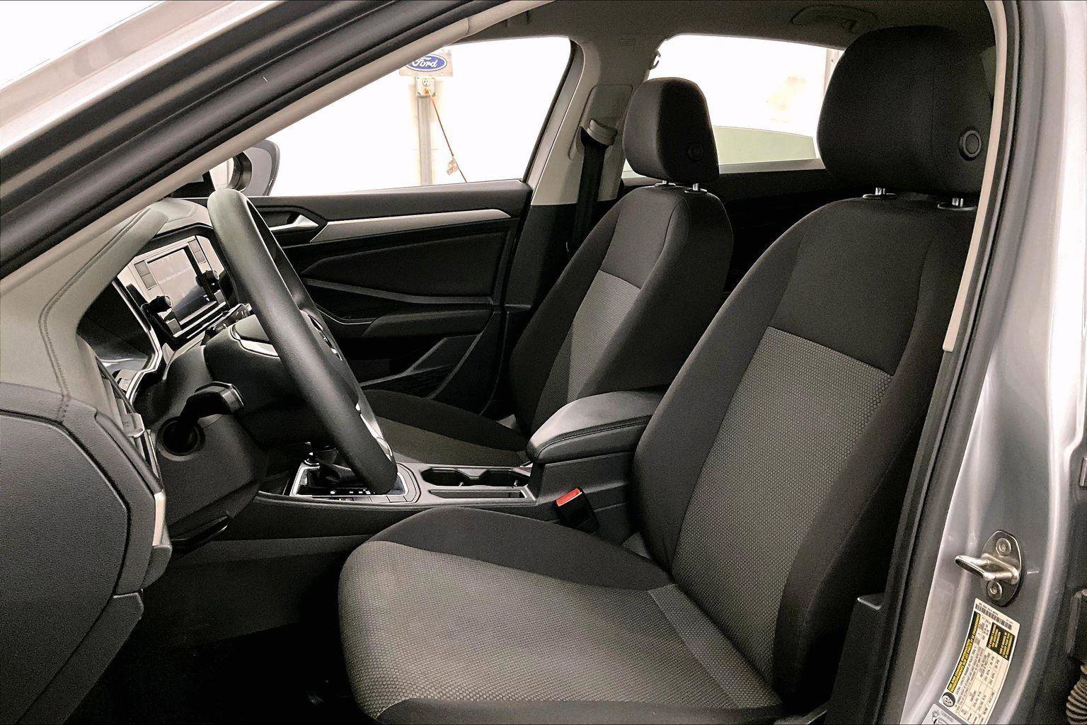 Used 2021 Volkswagen Jetta S image 24