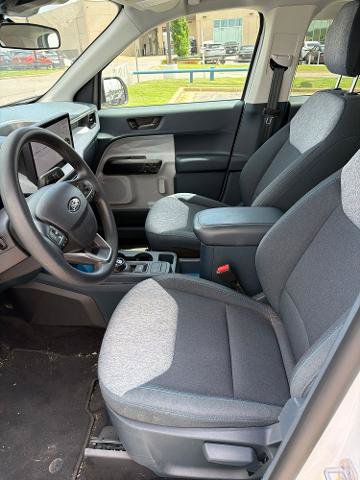 Certified 2025 Ford Maverick XLT FWD image 3