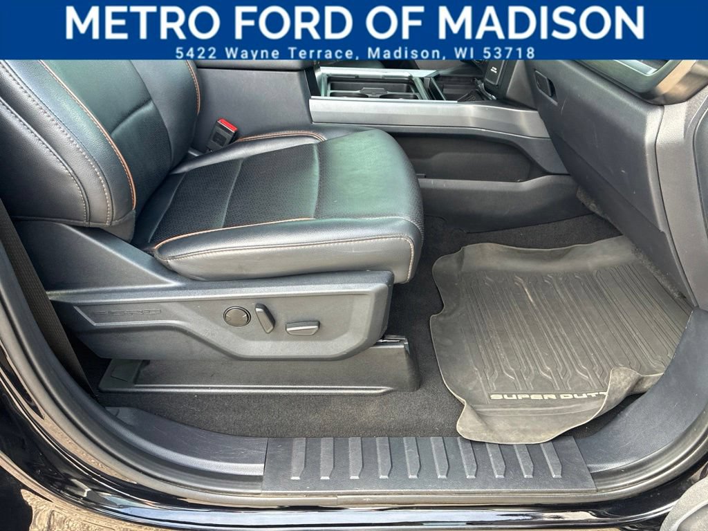 Certified 2025 Ford F250 Lariat w/ Black Appearance Package AWD/4WD image 52