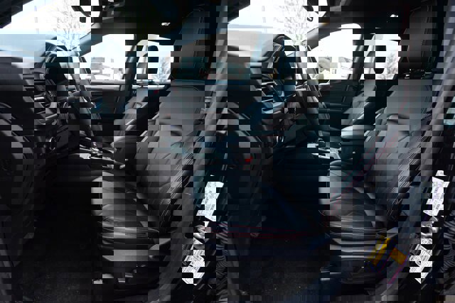 Certified 2025 Ford Escape ST-Line Elite w/ Premium Technology Package image 12