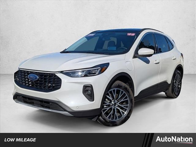 Certified 2025 Ford Escape SE w/ PHEV Premium Package FWD image 1