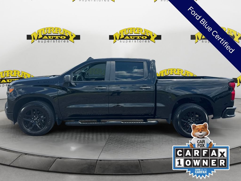 Used 2024 Chevrolet Silverado 1500 Custom w/ Turbomax Blackout Package RWD image 3