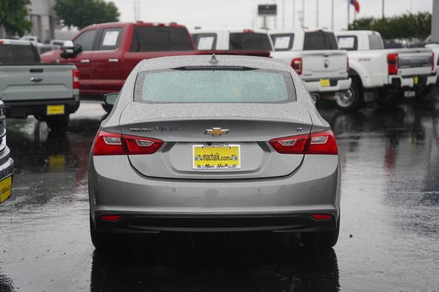 Used 2025 Chevrolet Malibu LT FWD image 7