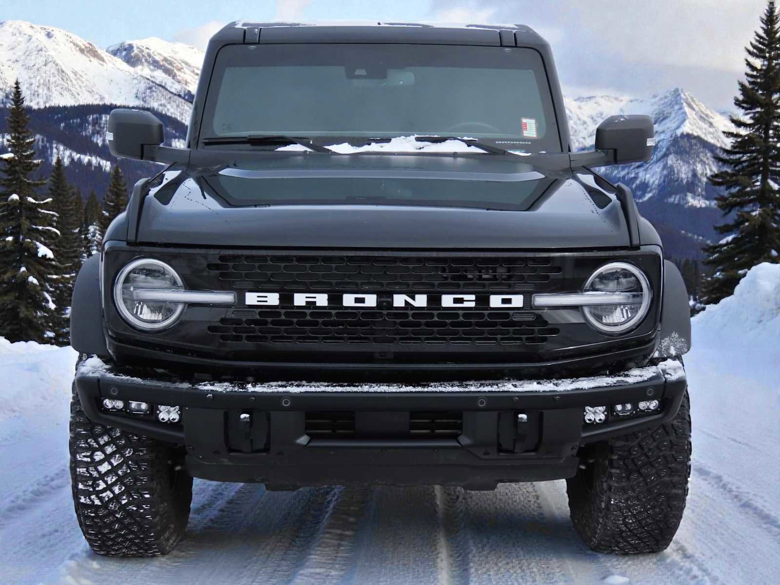 Certified 2024 Ford Bronco Wildtrak image 8