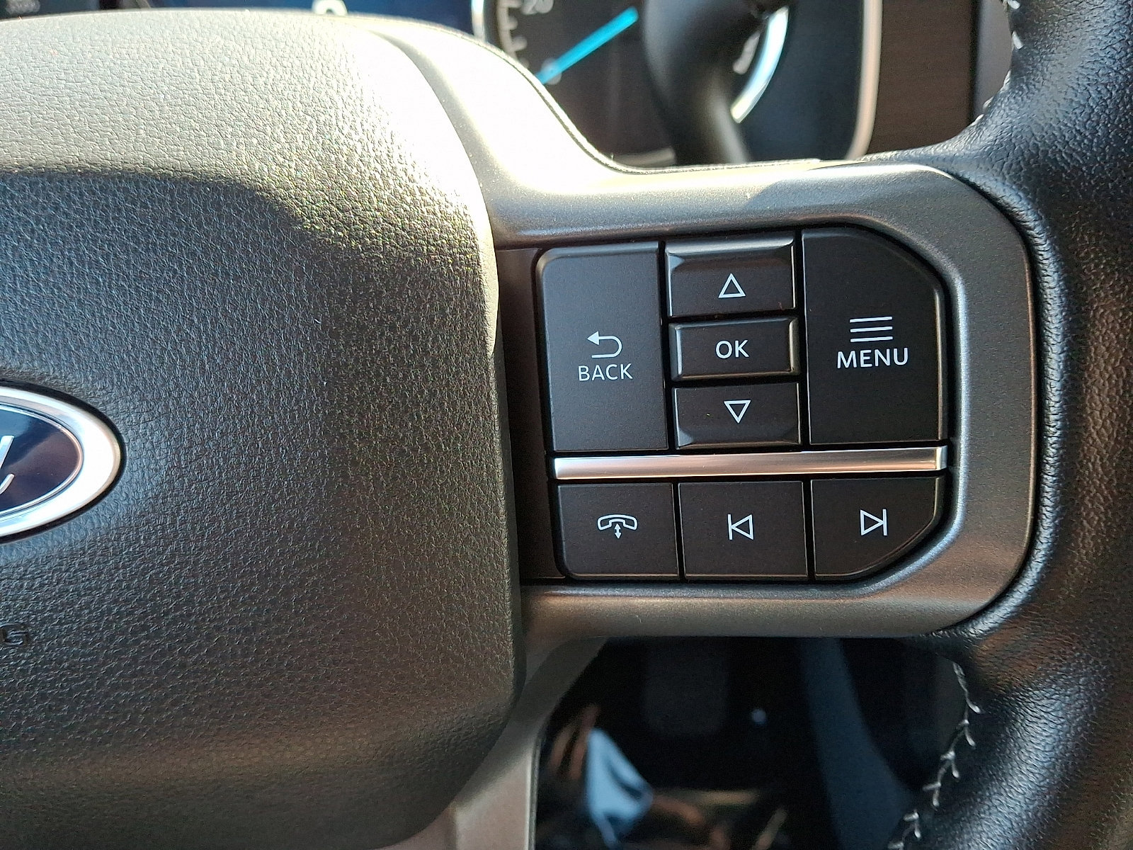 Certified 2022 Ford F150 XLT w/ Equipment Group 302A High image 22