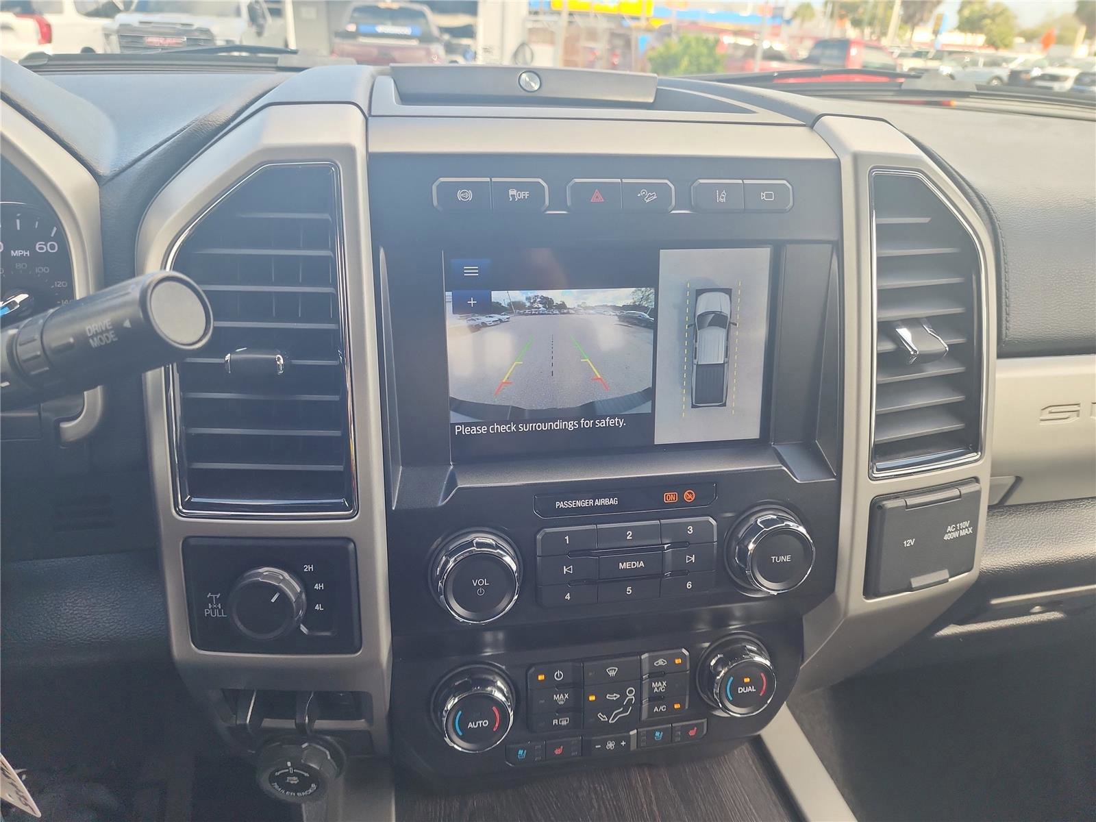 Certified 2020 Ford F250 Lariat w/ Chrome Package image 33