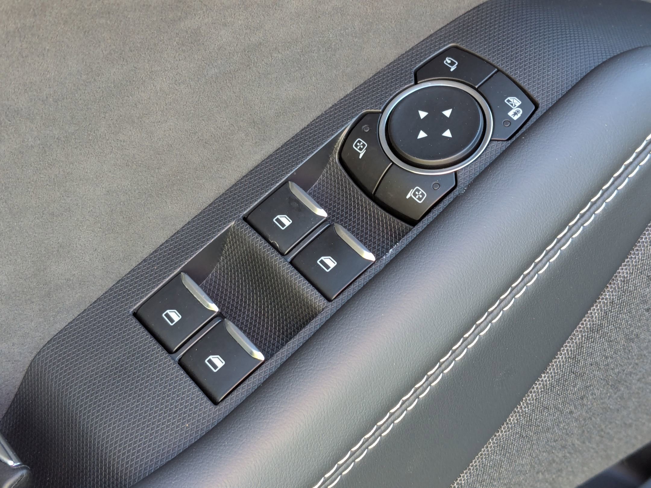 Certified 2025 Ford Mustang Mach-E GT image 14