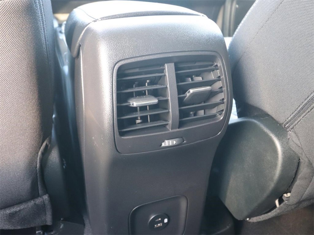 Certified 2022 Ford Escape SE w/ SE Sport Appearance Package image 12