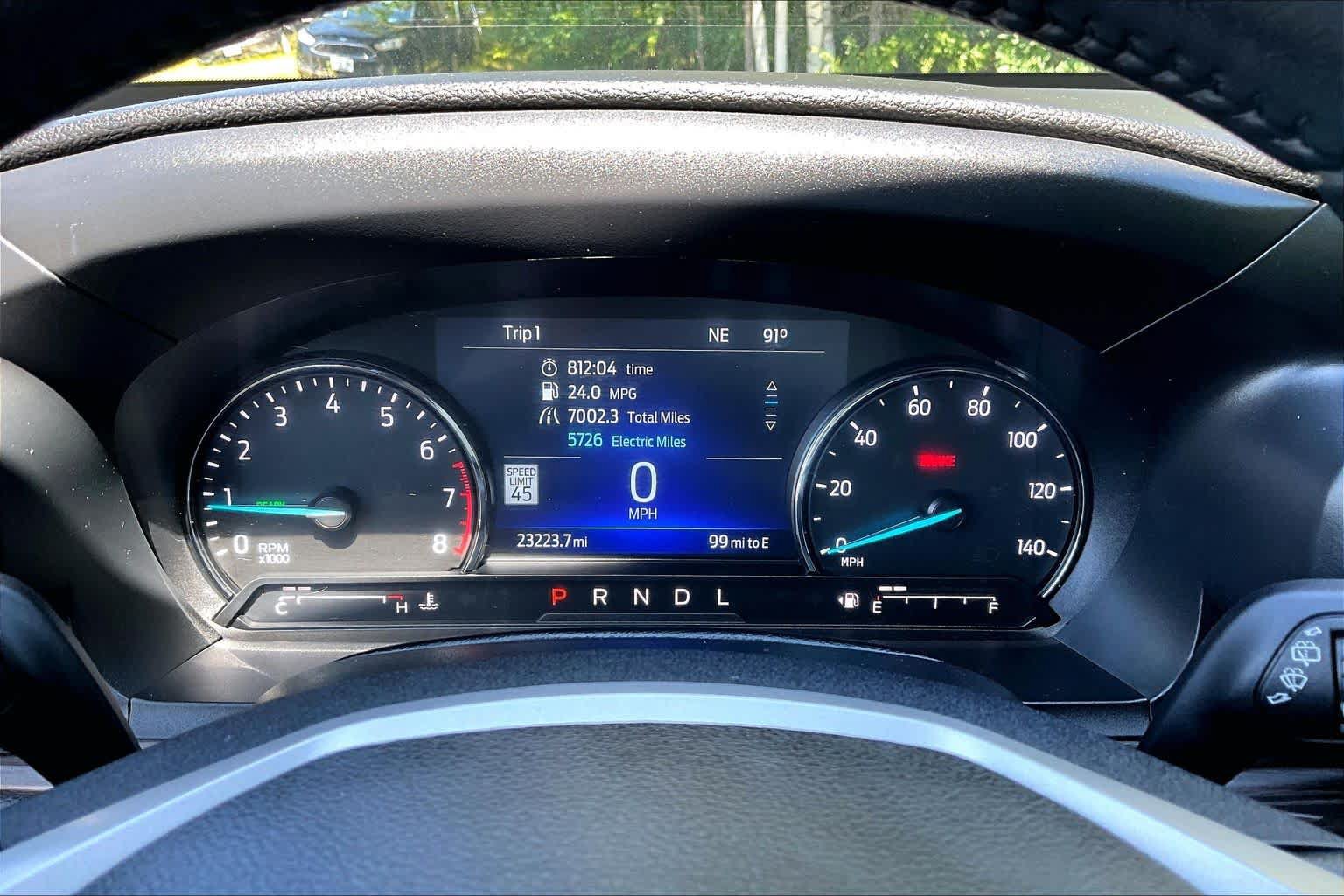 Certified 2023 Ford Explorer Limited w/ Hybrid Equipment Group 310A AWD/4WD image 26