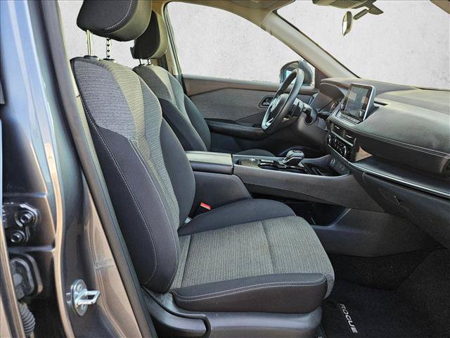 Used 2021 Nissan Rogue S FWD image 17