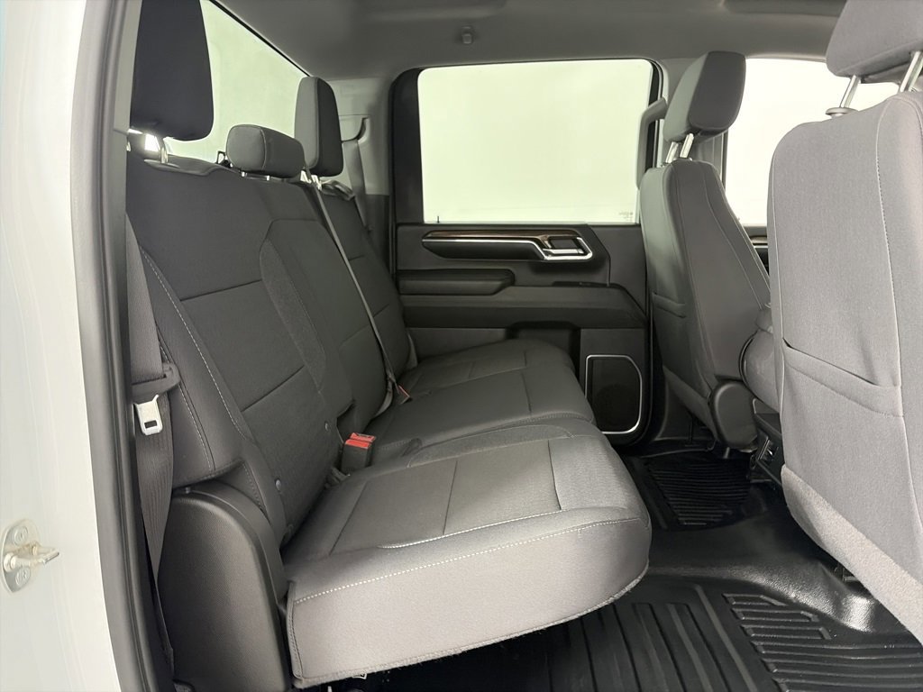 Used 2024 Chevrolet Silverado 3500 LT image 28