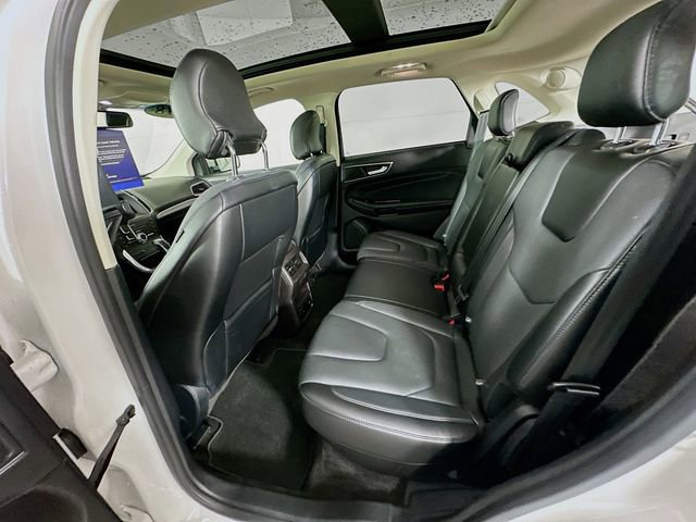 Certified 2018 Ford Edge Titanium w/ Equipment Group 301A image 33