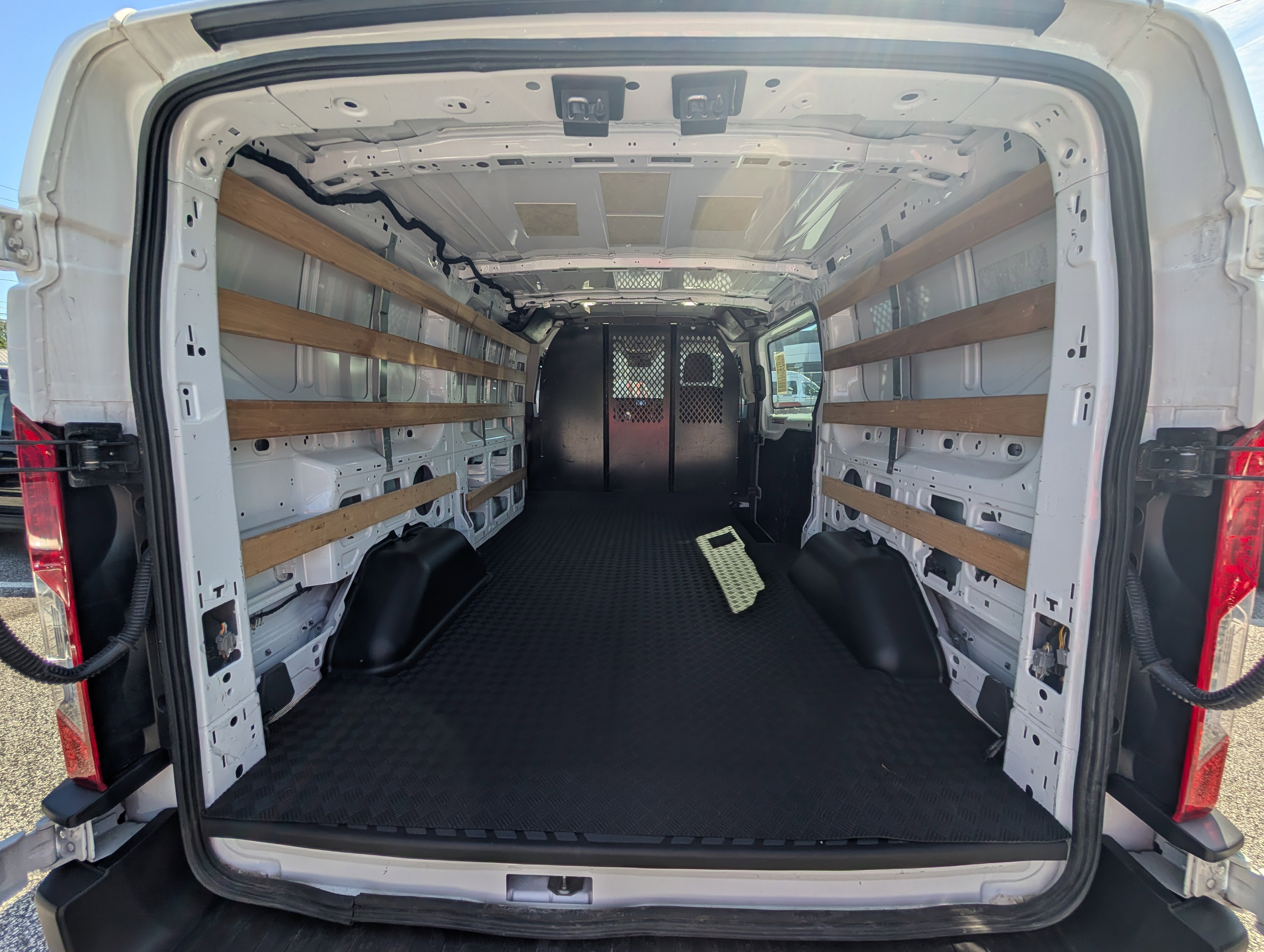 Certified 2024 Ford Transit 250 Low Roof w/ Exterior Upgrade Package RWD image 15