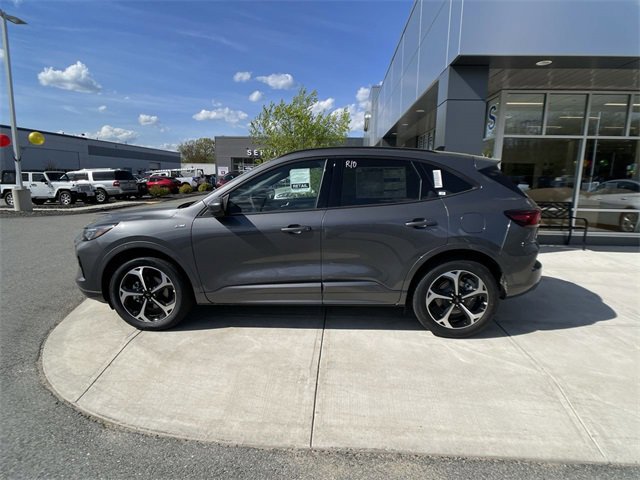 Certified 2023 Ford Escape ST-Line Elite image 2