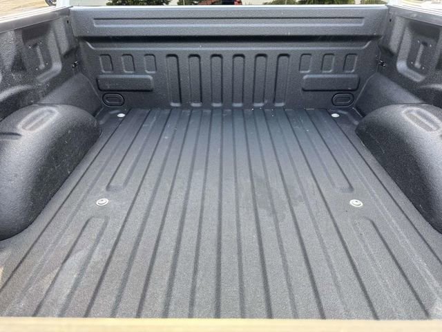 Certified 2019 Ford F150 XLT w/ Equipment Group 302A Luxury AWD/4WD image 12