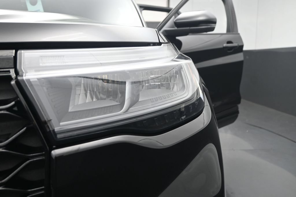 Certified 2026 Ford Explorer ST AWD/4WD image 29