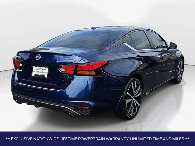 Used 2021 Nissan Altima 2.5 SR FWD image 3
